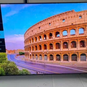 📺 Samsung 65TU8100 Smart TV – Màn hình 65 inch 4K, đời 2022 – thiết kế hiện đại, hình ảnh sắc nét